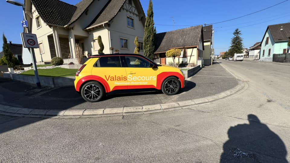 Covering partiel capot véhicule Strasbourg