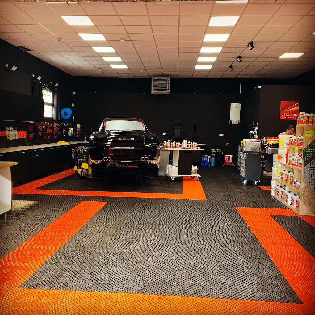 Atelier de detailing professionnel BIIIIG Automotive en Alsace